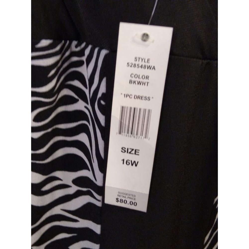 Maxi Dress Black White Zebra 16W NWT - Picture 4 of 8